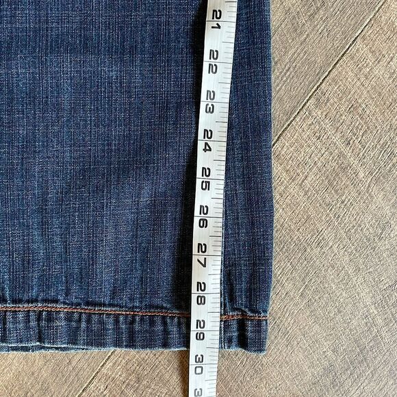 Like New!! Diesel Women’s, Retro-Detail, Mod. Hipper Jeans. Size W: 26 / L: 30. - Picture 5 of 8